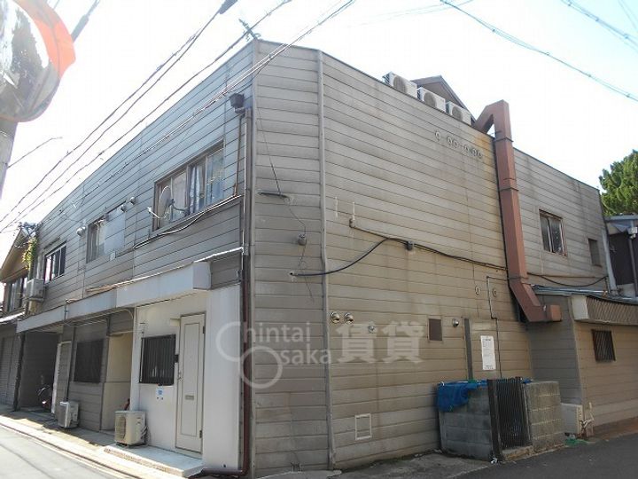 大阪府茨木市本町の賃貸アパートの外観