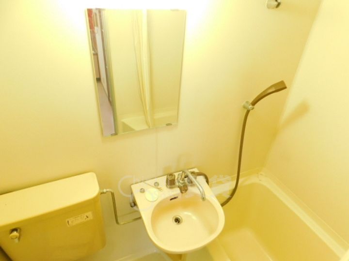 大阪府箕面市半町4丁目の賃貸マンションの内装