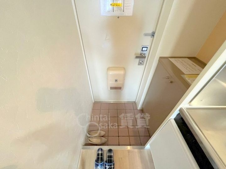 大阪府大阪市淀川区西三国1丁目(マンション)の賃貸物件の玄関