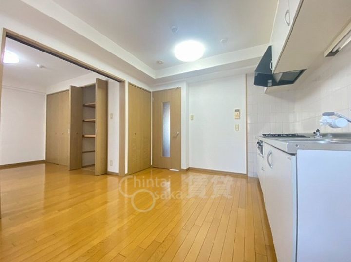 パレ・フローリッシュ503の居間