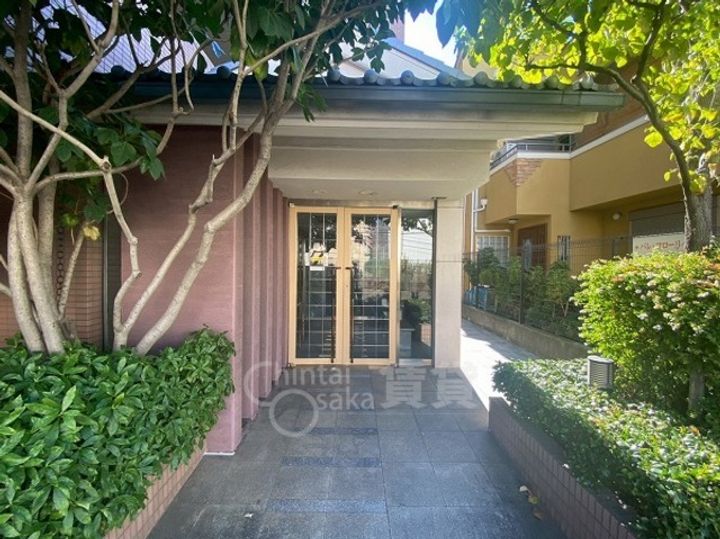 パレ・フローリッシュ503の玄関