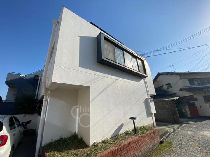 大阪府箕面市坊島1丁目の賃貸アパートの外観