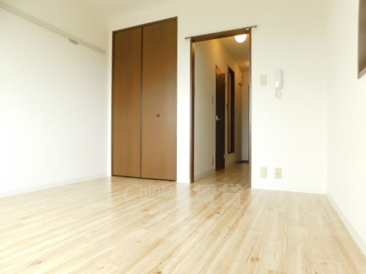 コーポエイボンの居間