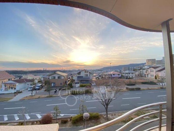 大阪府茨木市彩都あさぎ5丁目の賃貸マンションの周辺