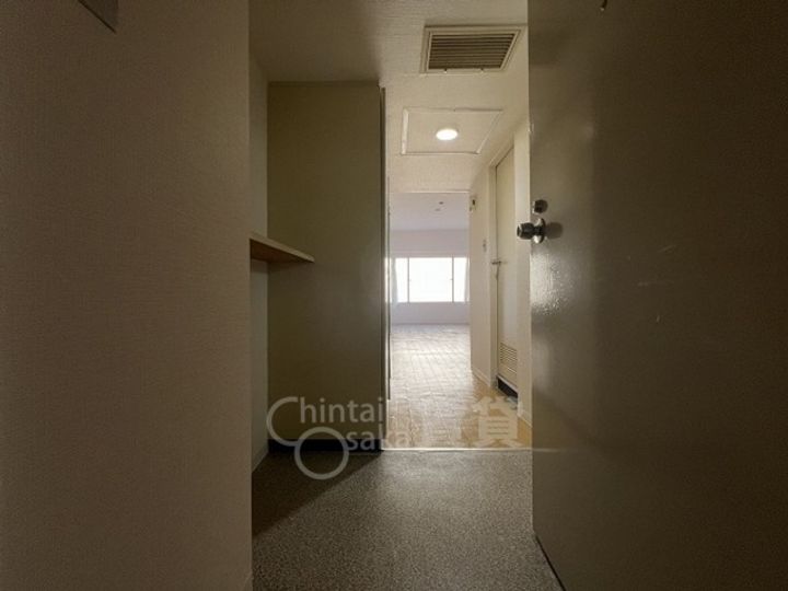 ステュディオ新大阪の玄関