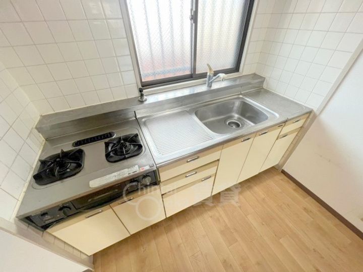 大阪府大阪市淀川区十三東4丁目(マンション)の賃貸物件のキッチン