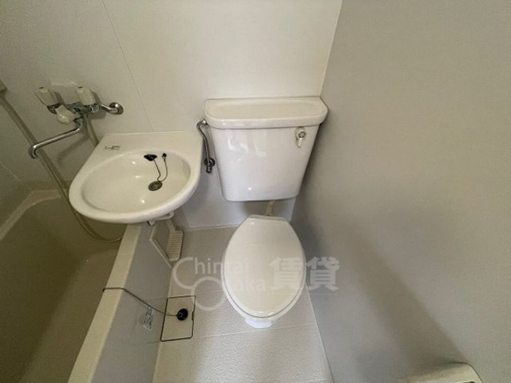 大阪府吹田市広芝町の賃貸マンションの内装