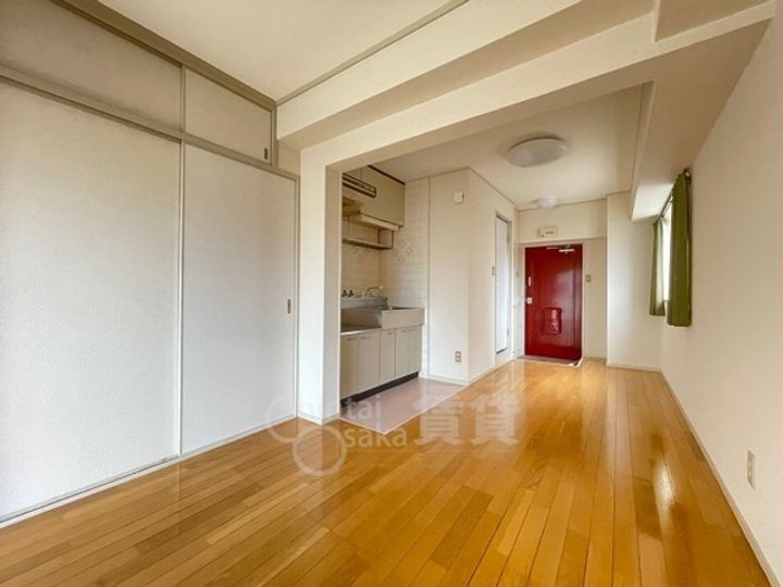 大阪府吹田市広芝町の賃貸マンションの居間