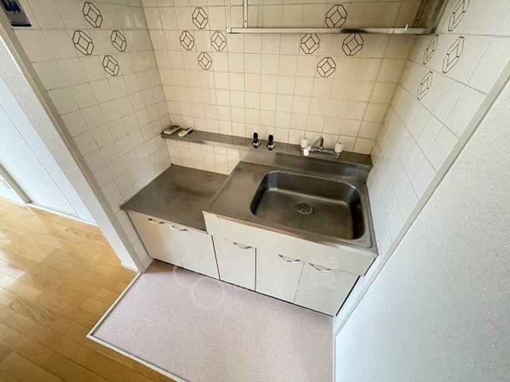 大阪府吹田市広芝町の賃貸マンションのキッチン