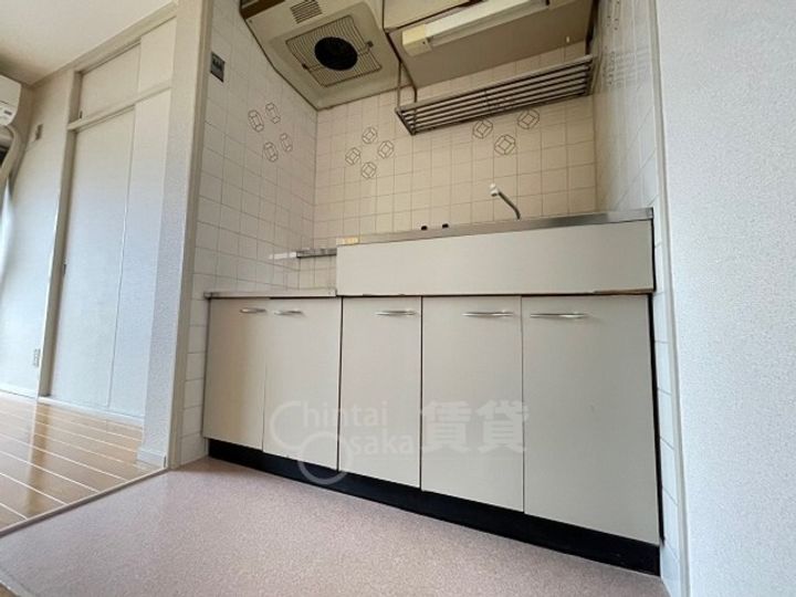 大阪府吹田市広芝町の賃貸マンションのキッチン