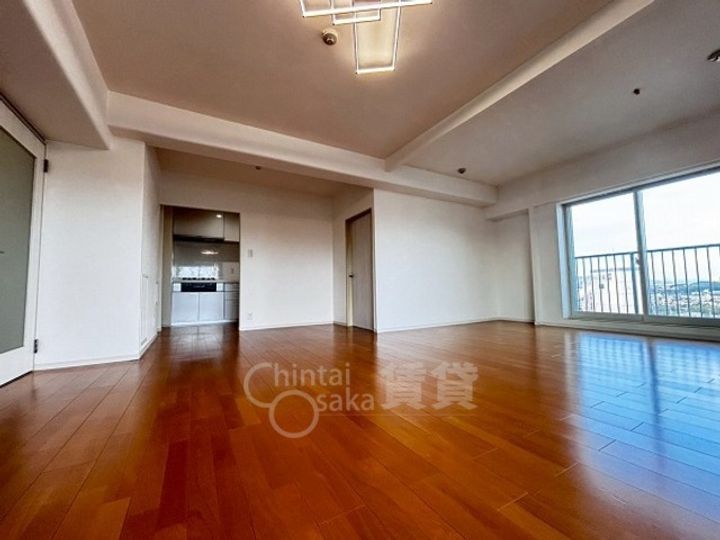 大阪府茨木市豊原町の賃貸マンションの居間