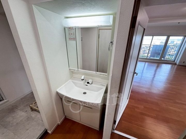 大阪府茨木市豊原町の賃貸マンションの内装