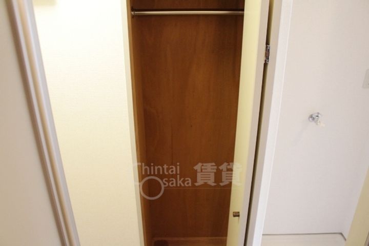 大阪府箕面市白島2丁目の賃貸マンションの内装
