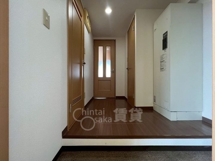 大阪府大阪市東淀川区瑞光1丁目の賃貸マンションの玄関