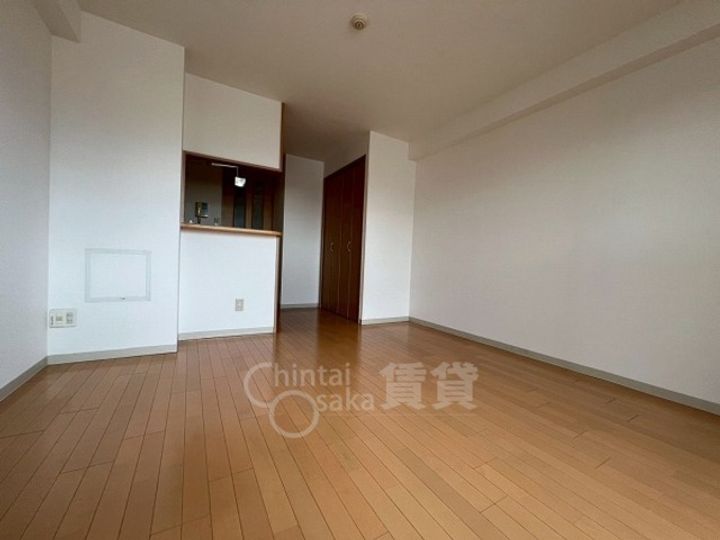 大阪府大阪市東淀川区瑞光1丁目の賃貸マンションの居間