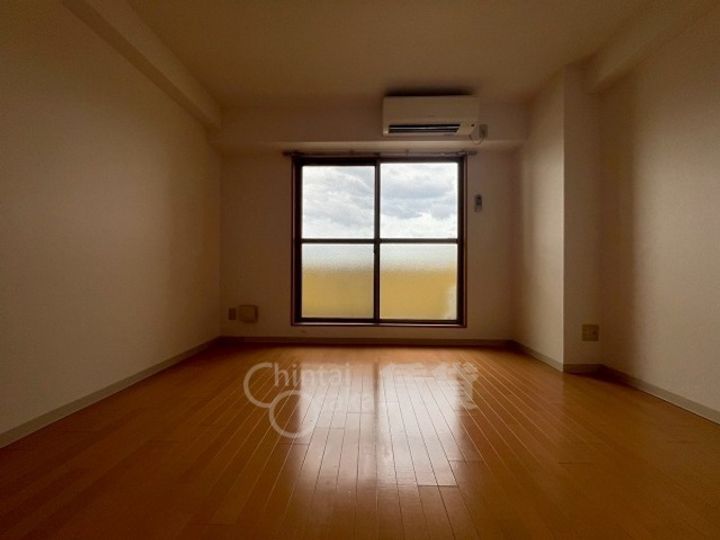 大阪府大阪市東淀川区瑞光1丁目の賃貸マンションの居間