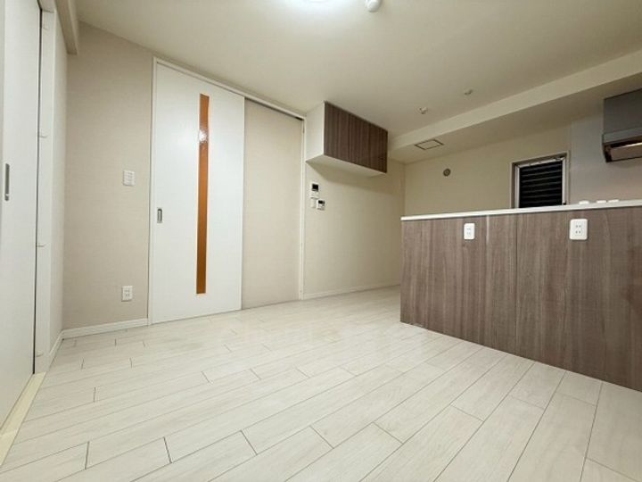 プロスパーホワイトベースの居間