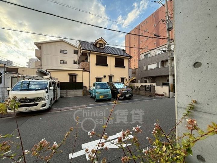 プロスパーホワイトベースの周辺