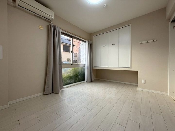 プロスパーホワイトベースの居間