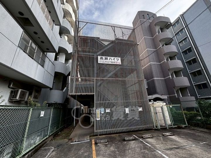 大阪府茨木市別院町の賃貸マンションの外観