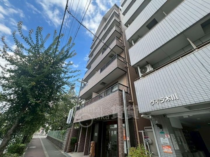 サンフォレストの外観