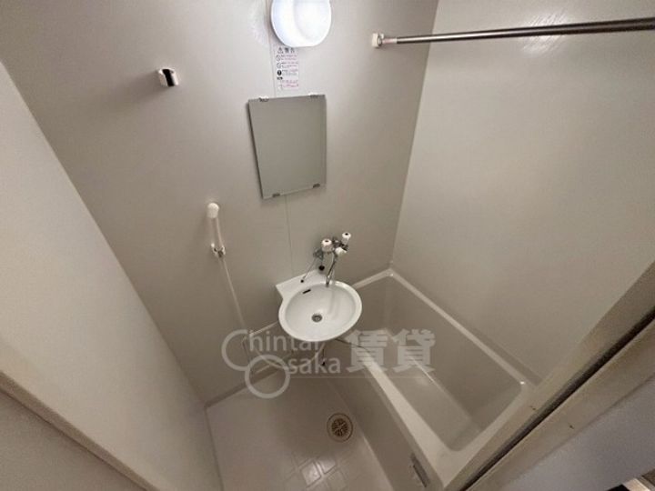 大阪府摂津市東別府5丁目の賃貸マンションの風呂