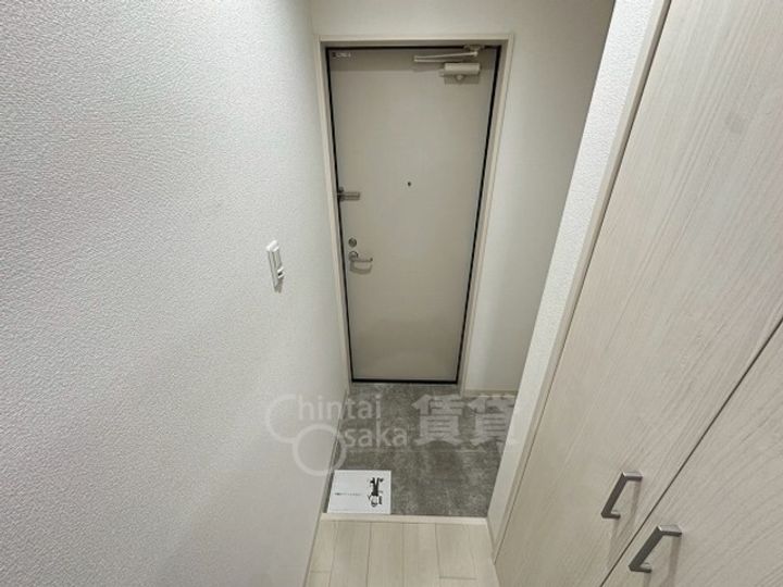 クリエオーレ庄屋2の玄関
