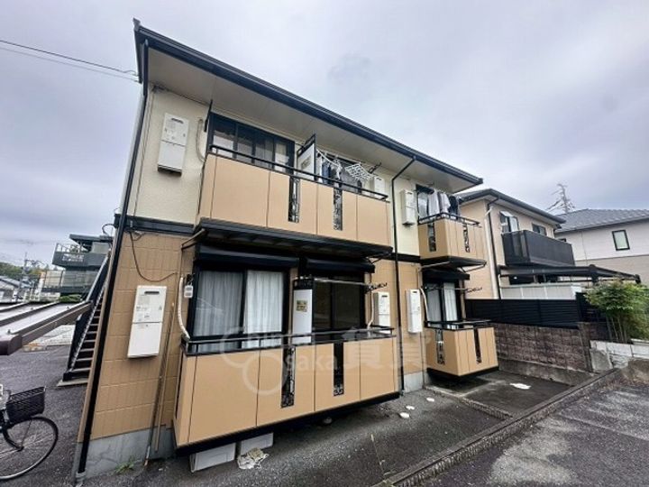 ハイツサン恵B棟の外観