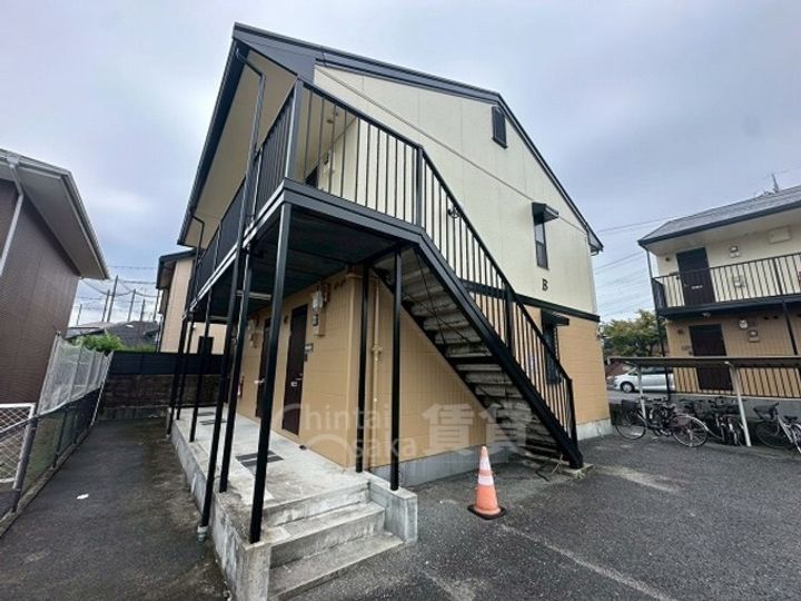 ハイツサン恵B棟の外観