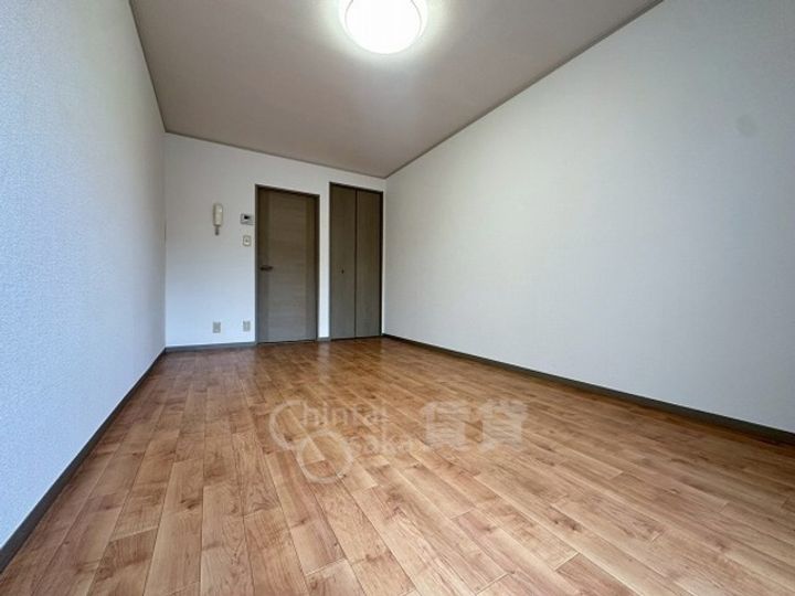 ハイツサン恵B棟の居間