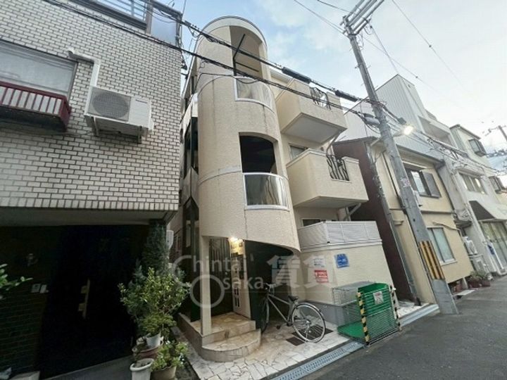 メゾンエリーⅠの外観