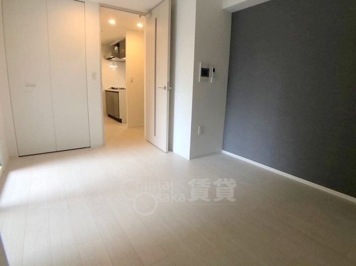 大阪府大阪市淀川区宮原4丁目の賃貸マンションの居間