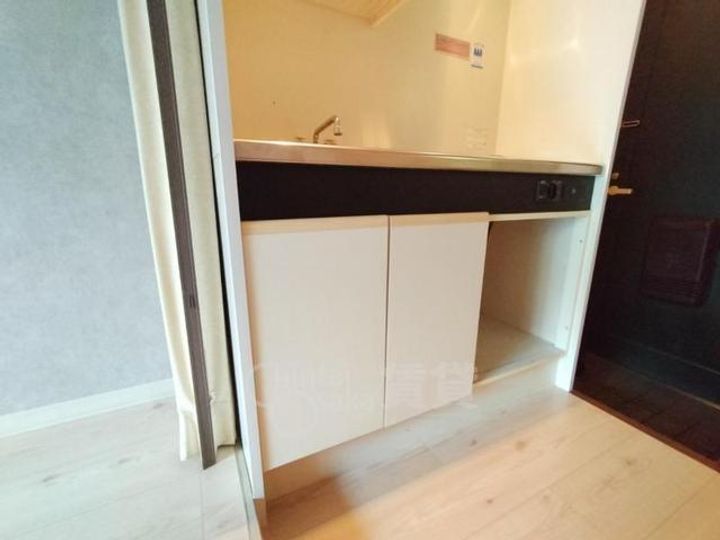 ビューラー山手のキッチン