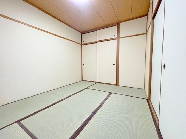 大阪府大阪市東淀川区大桐3丁目(マンション)の賃貸物件の居間
