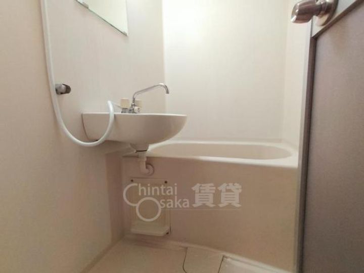 大阪府吹田市山手町1丁目の賃貸マンションの風呂