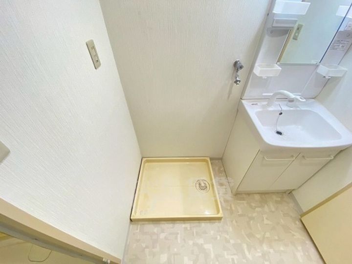 大阪府吹田市山田東4丁目の賃貸マンションの内装