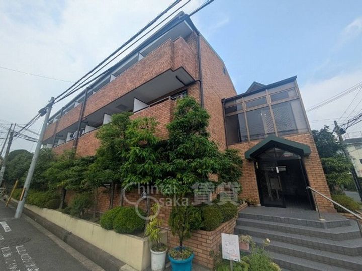 大阪府茨木市総持寺駅前町の賃貸マンションの玄関