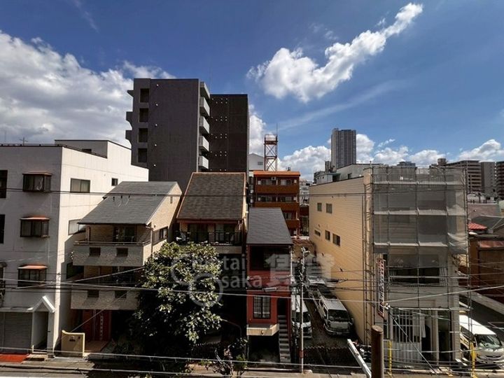 晋栄一番館の周辺