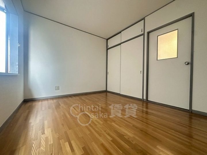 ホワイトハウス小柳の居間