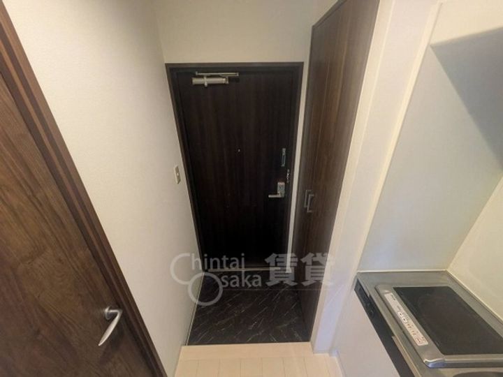 サンクラッソ茨木駅前の玄関