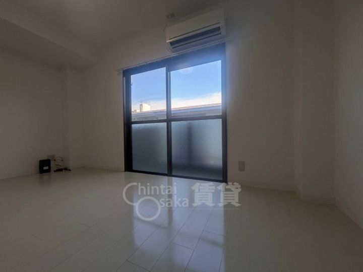 サンクラッソ茨木駅前の居間