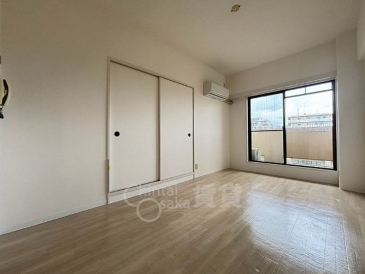 INOVE千里万博公園の居間