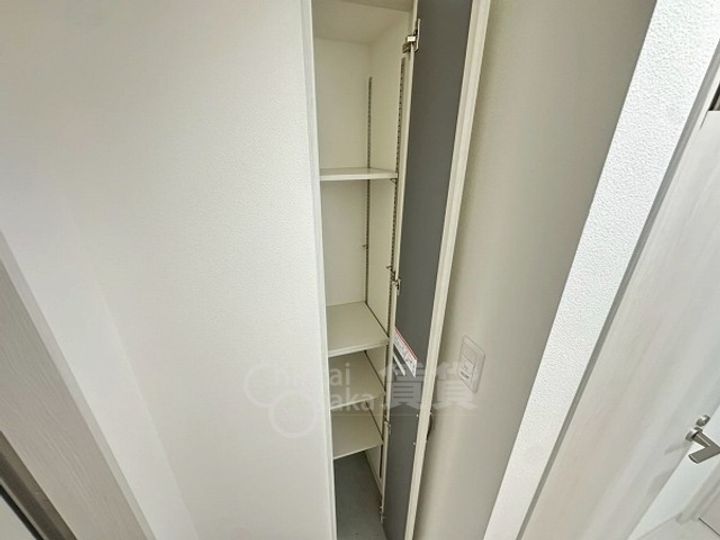 大阪府摂津市正雀2丁目の賃貸アパートの内装