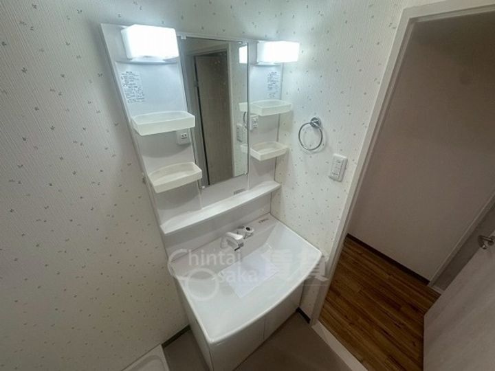 大阪府摂津市千里丘3丁目の賃貸マンションの内装