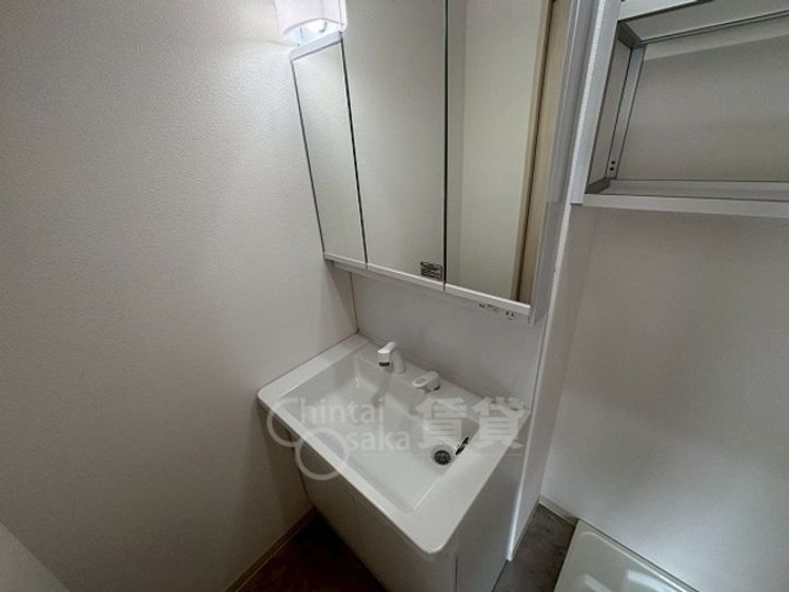 大阪府吹田市原町3丁目の賃貸アパートの内装