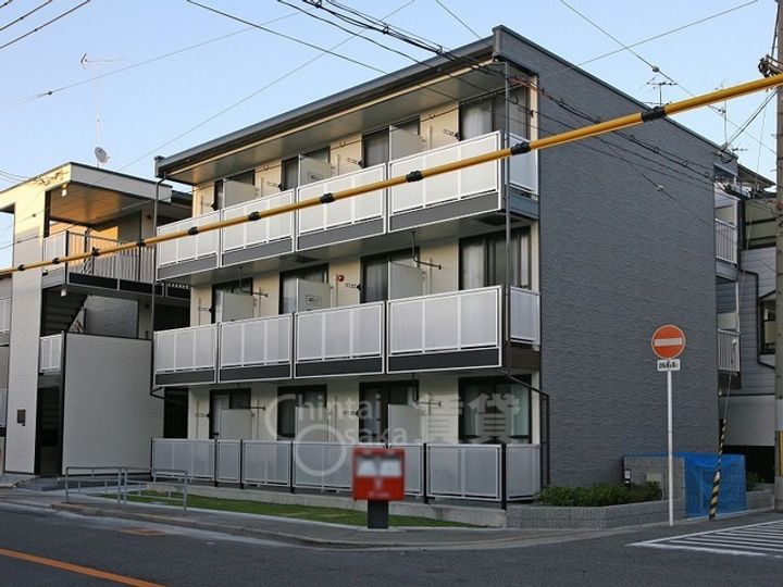 レオパレスCreerの外観