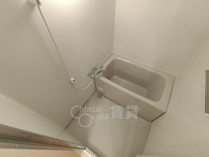 大阪府吹田市広芝町の賃貸マンションの風呂