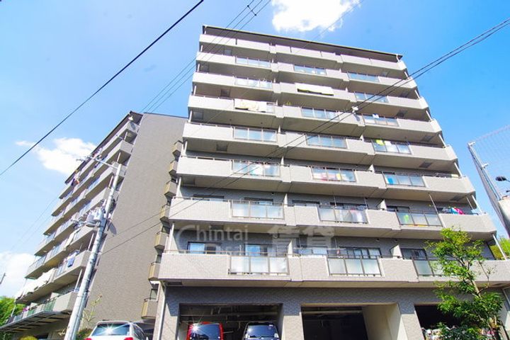 大阪府吹田市桃山台5丁目の賃貸マンションの外観