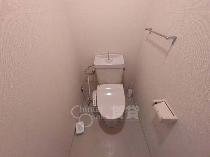 大阪府茨木市東太田1丁目の賃貸マンションの内装