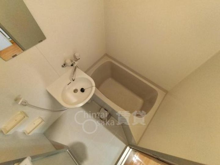 大阪府吹田市江坂町3丁目の賃貸マンションの風呂